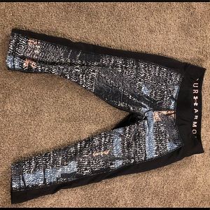 Under Armour Yoga Pants Large